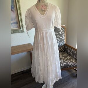 En Saison White Midi Dress Size S Mixed Media Puff Sleeve